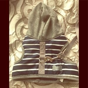 Puppy Harness/vest with leash.